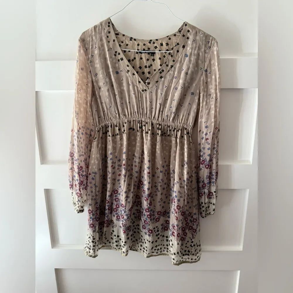 Marc Aurel Silk Beige Floral Long Sleeve Tiered Mini Dress 100% silk.